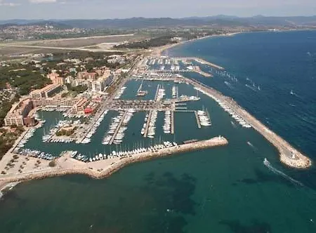Les Terrasses Du Port Apartamento Hyères